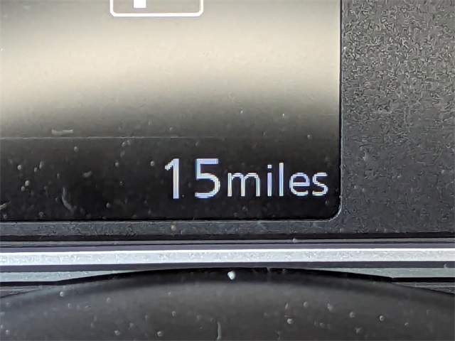 2025 Nissan Versa SV Image 16 of 28