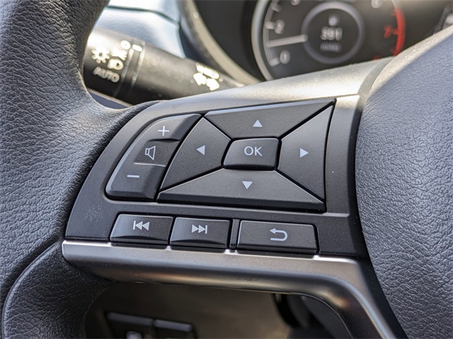 2025 Nissan Versa SV Image 24 of 28