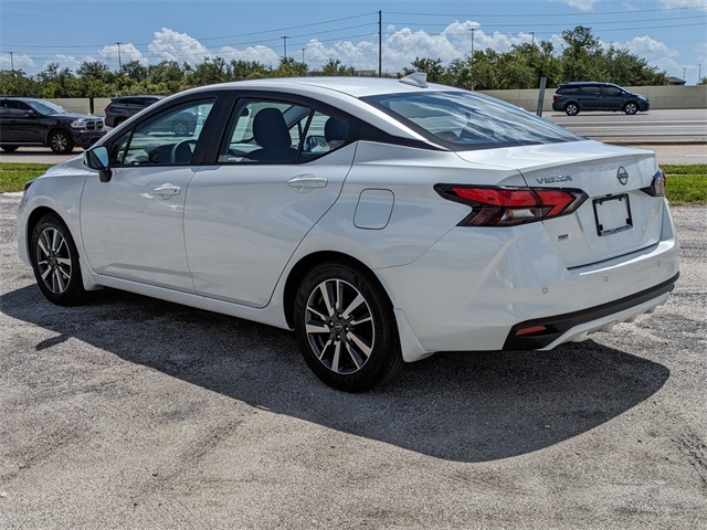 2025 Nissan Versa SV Image 8 of 28