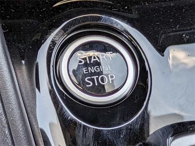 2025 Nissan Versa SV Image 25 of 28