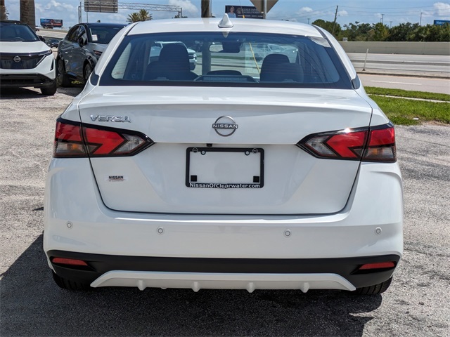 2025 Nissan Versa SV Image 7 of 28