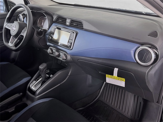 Vehicle image 16 of 32
