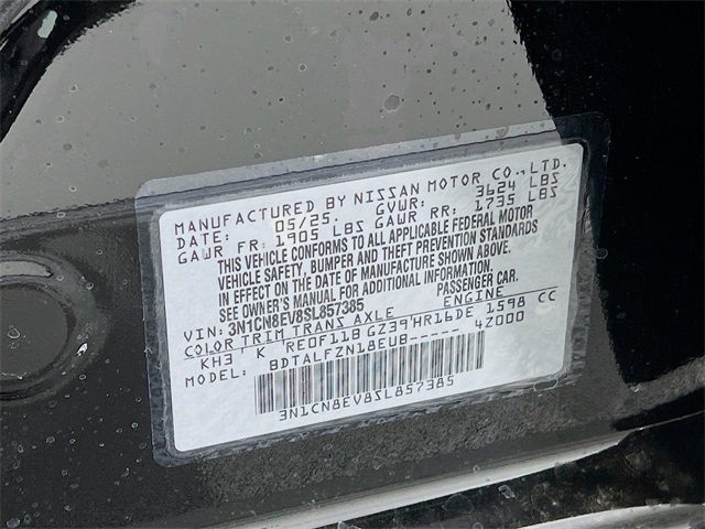 Vehicle image 27 of 32
