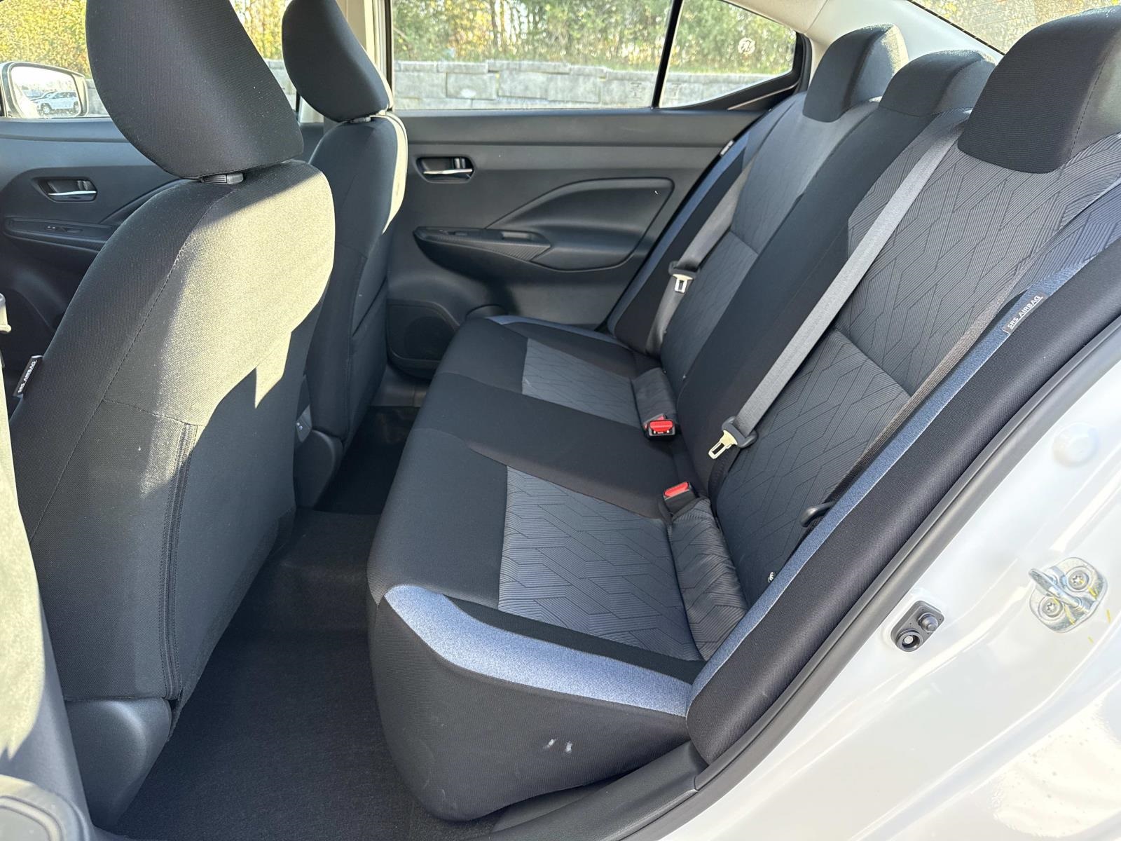 2025 Nissan Versa SV Image 10 of 30