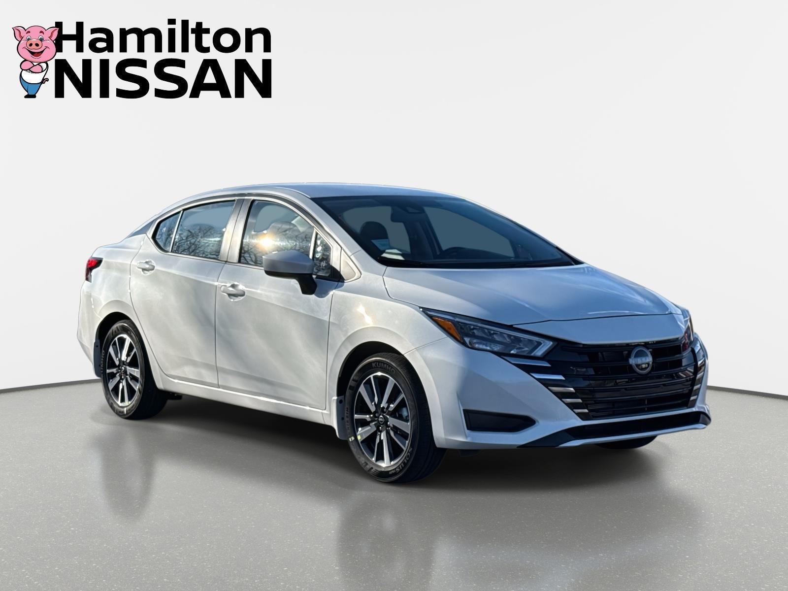 2025 Nissan Versa SV Image 3 of 30