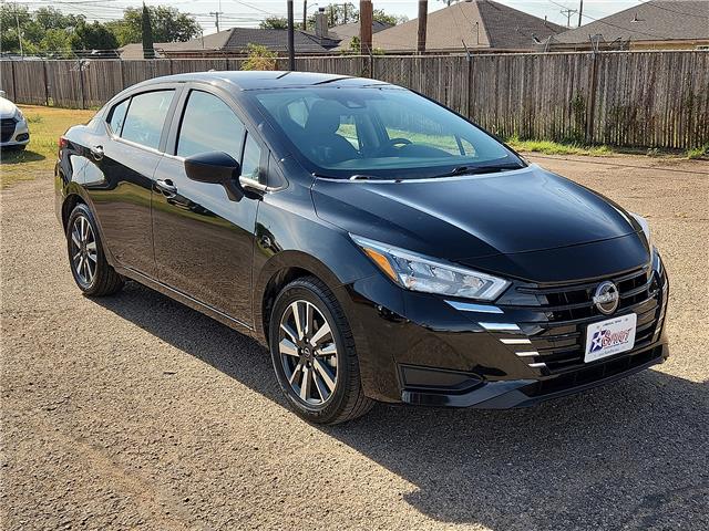 2025 Nissan Versa SV Image 2 of 20
