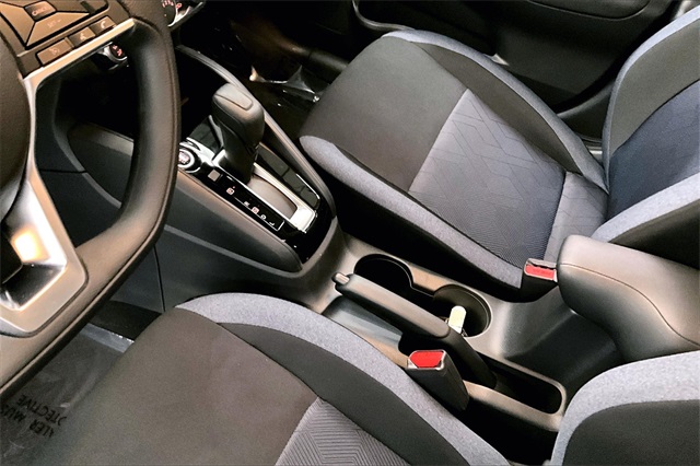 Vehicle image 10 of 43