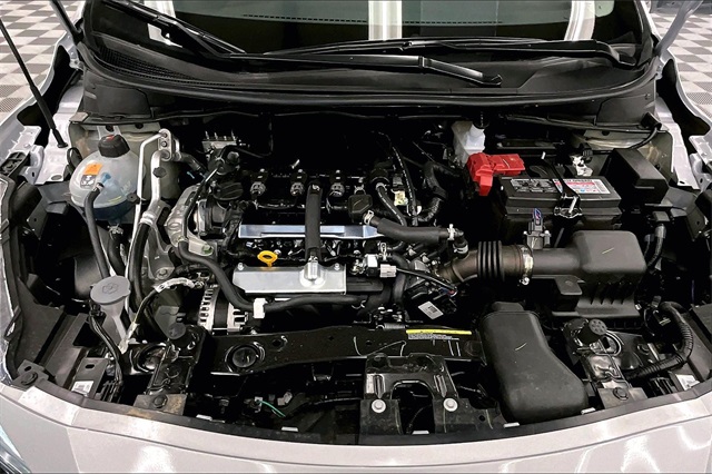 Vehicle image 13 of 43