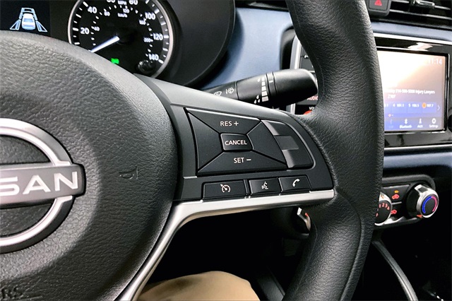 Vehicle image 23 of 43