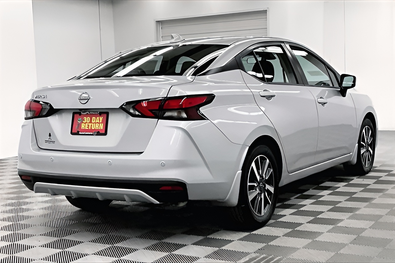 Vehicle image 42 of 43