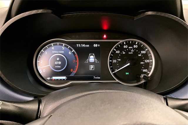Vehicle image 24 of 43