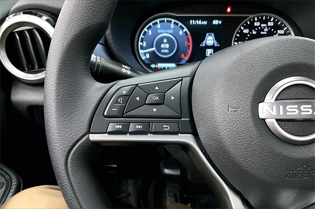 Vehicle image 22 of 43