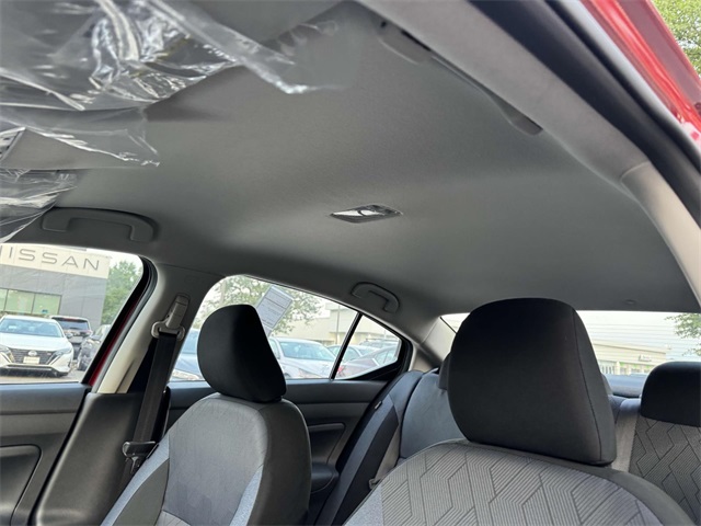Vehicle image 18 of 18