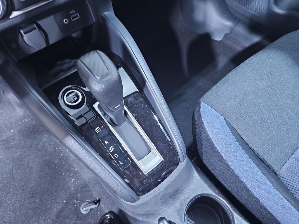 2025 Nissan Versa SV Image 21 of 29