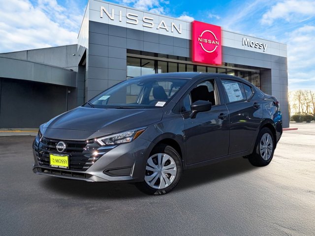 2025 Nissan Versa S Image 1 of 18