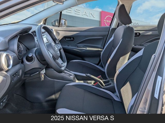 2025 Nissan Versa S Image 10 of 18