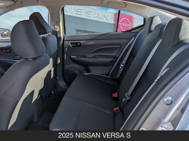 2025 Nissan Versa S Image 11 of 18