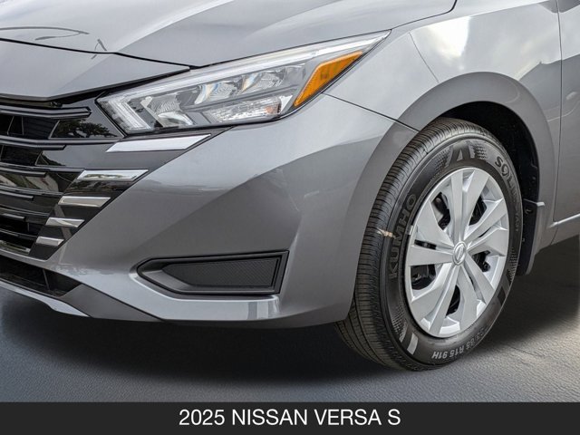 2025 Nissan Versa S Image 9 of 19