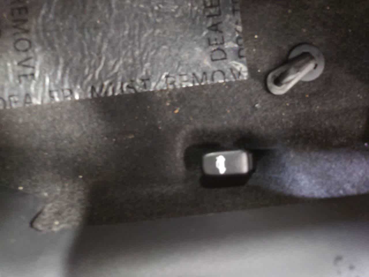 Vehicle image 39 of 40