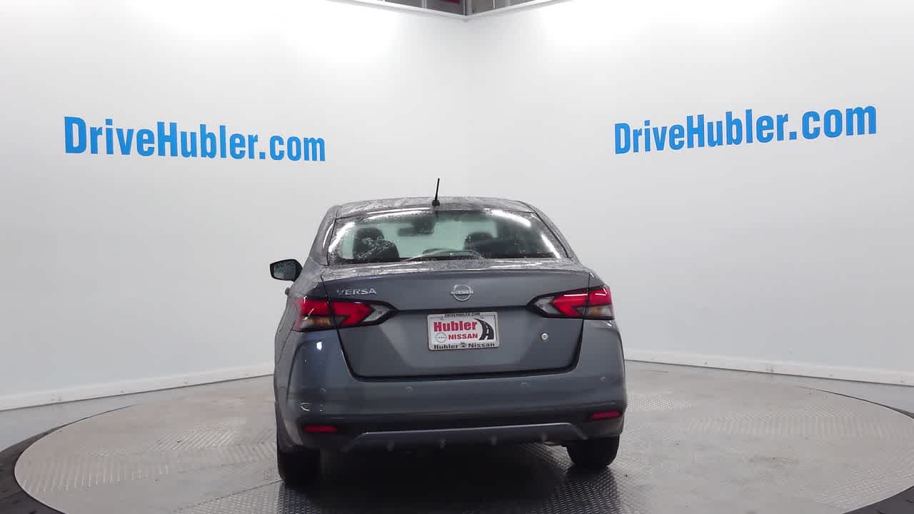 Vehicle image 7 of 41