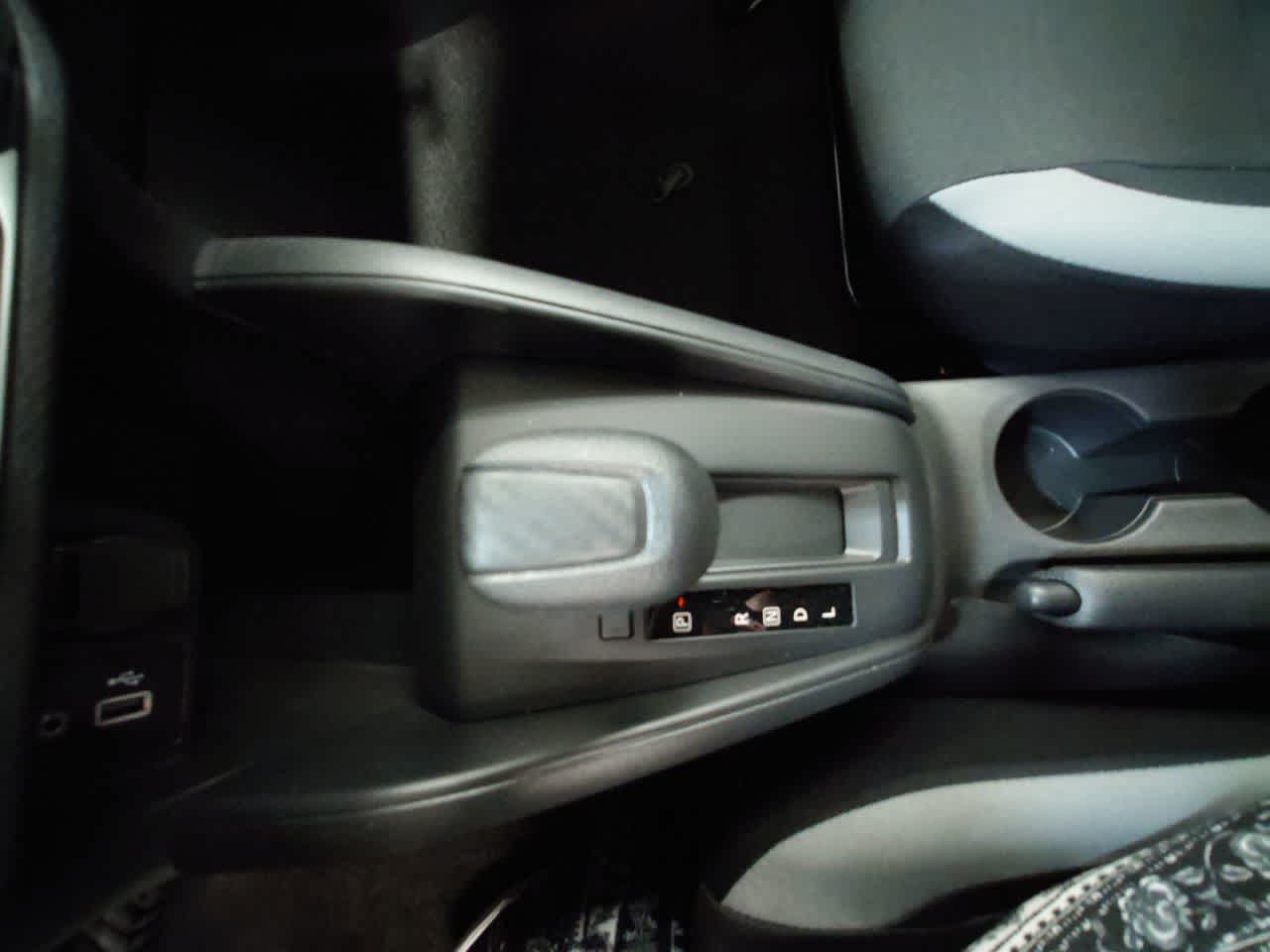 Vehicle image 28 of 41