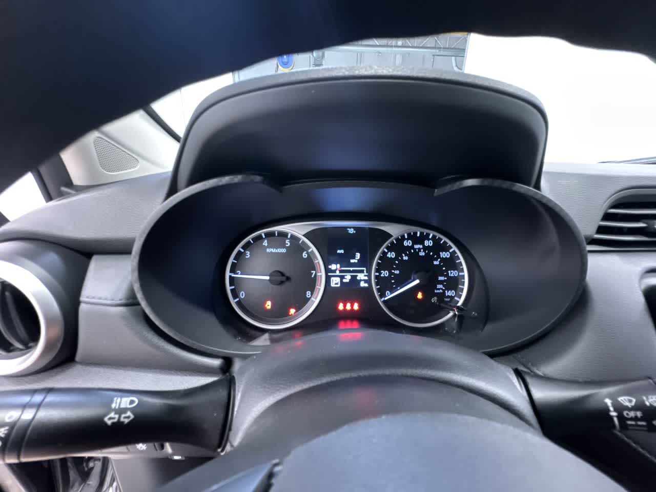 Vehicle image 22 of 40