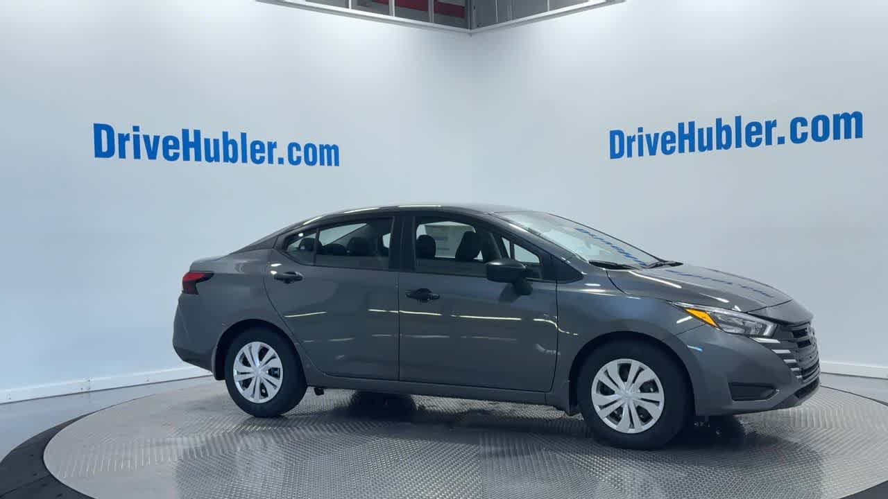 Vehicle image 3 of 40