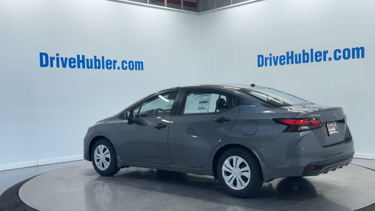 Vehicle image 9 of 40