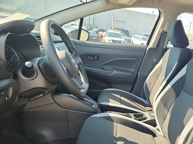 Vehicle image 7 of 16