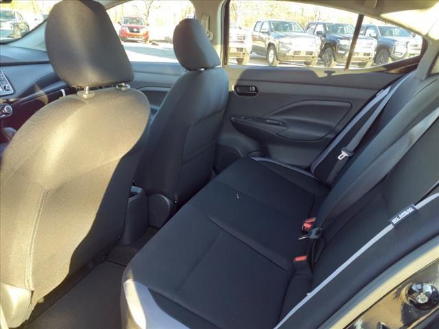 Vehicle image 7 of 13