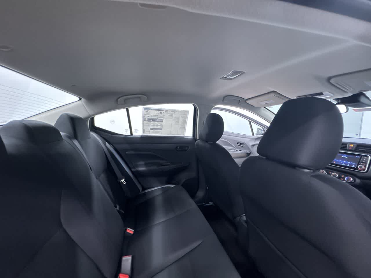 Vehicle image 15 of 40