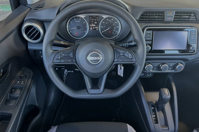 2025 Nissan Versa S Image 10 of 25