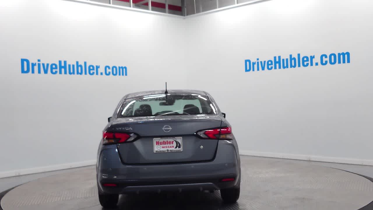 Vehicle image 7 of 40