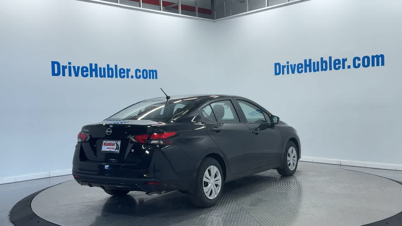 Vehicle image 5 of 40