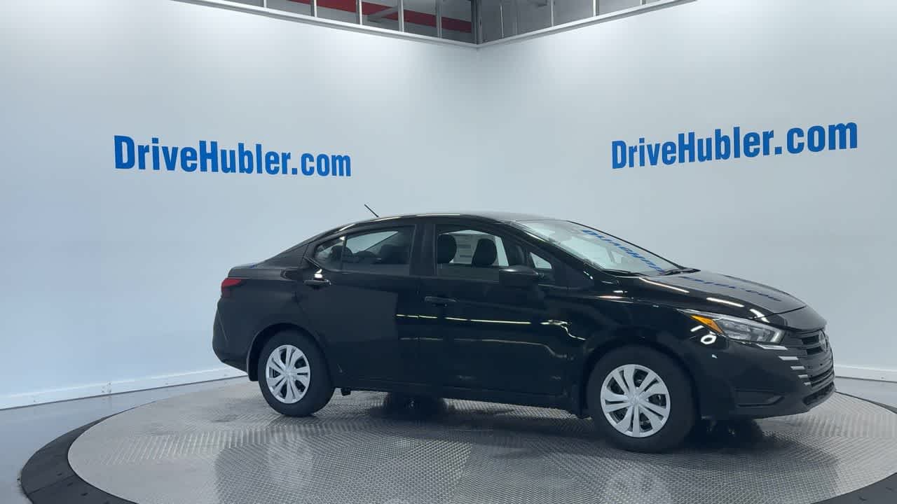 Vehicle image 3 of 40