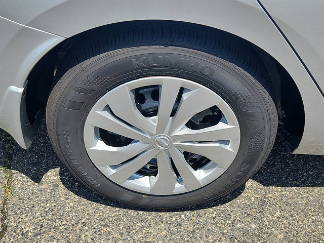 2025 Nissan Versa S Image 5 of 18