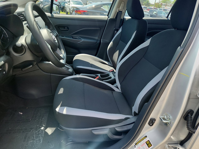 2025 Nissan Versa S Image 6 of 18