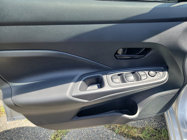 2025 Nissan Versa S Image 12 of 18