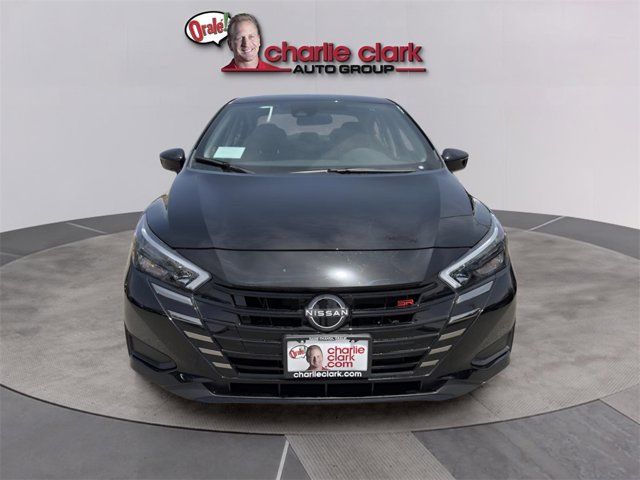 Vehicle image 3 of 18