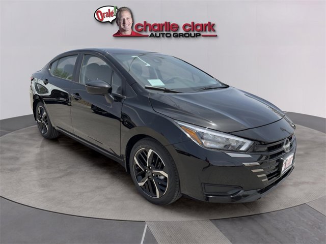 Vehicle image 4 of 18