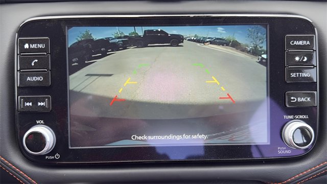 Vehicle image 13 of 18