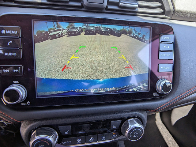 Vehicle image 14 of 27