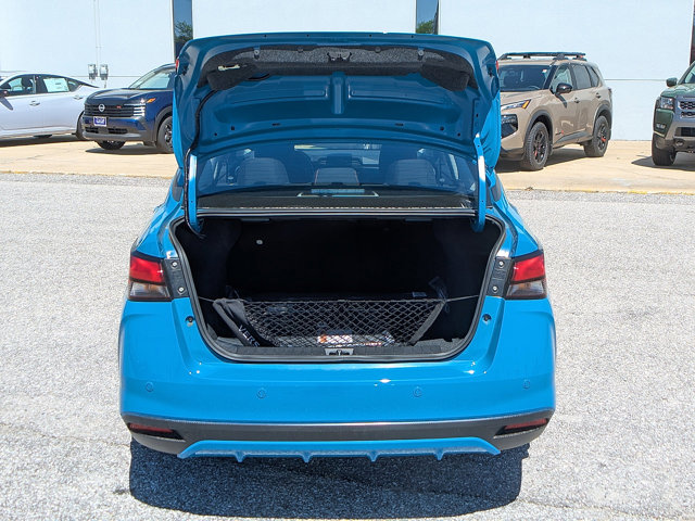 Vehicle image 9 of 27