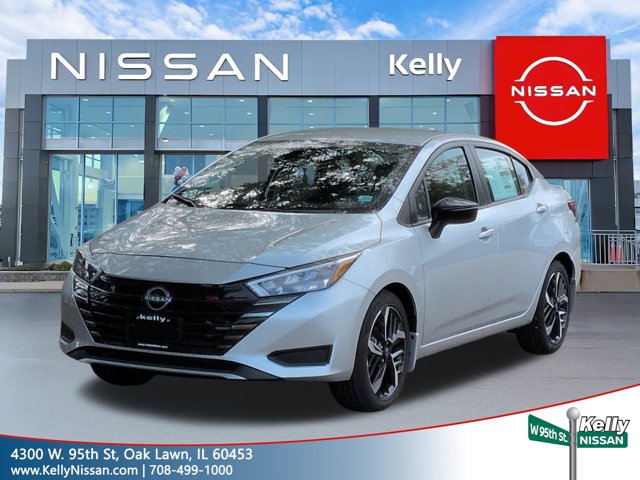 2025 Nissan Versa SR Image 1 of 15