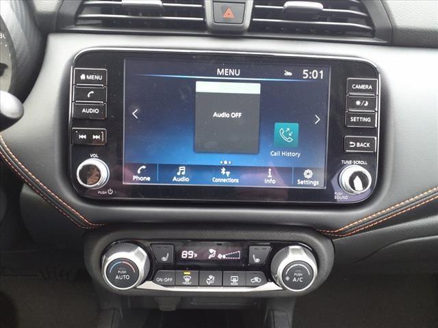 Vehicle image 12 of 13
