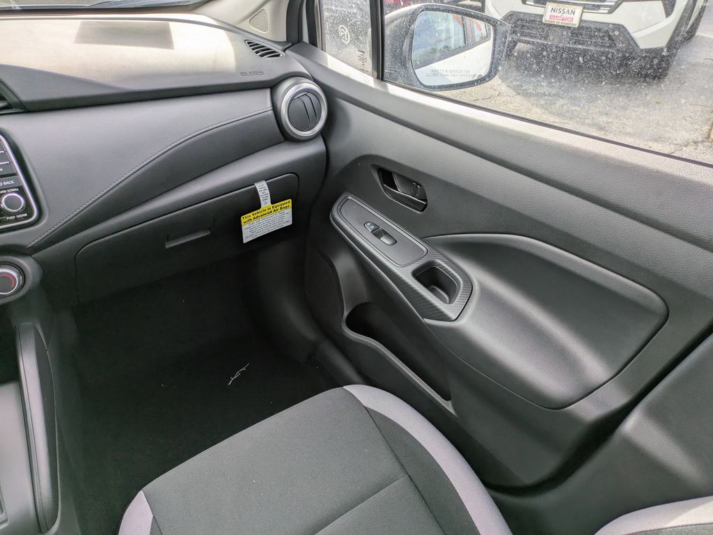 2025 Nissan Versa S Image 14 of 24