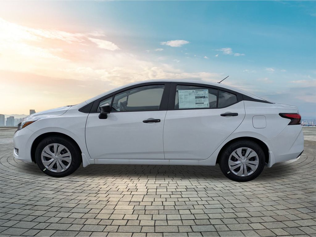 2025 Nissan Versa S Image 9 of 24