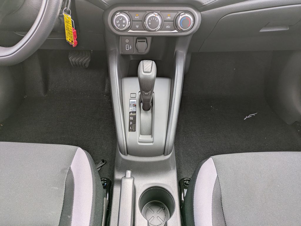 2025 Nissan Versa S Image 17 of 24