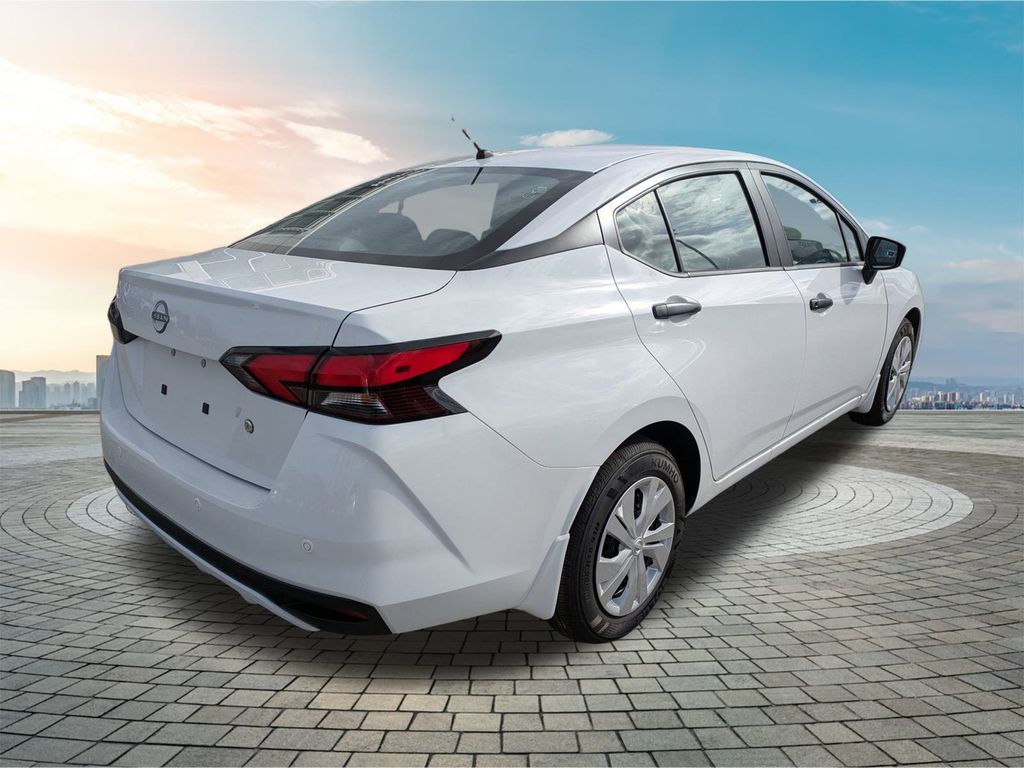 2025 Nissan Versa S Image 6 of 24