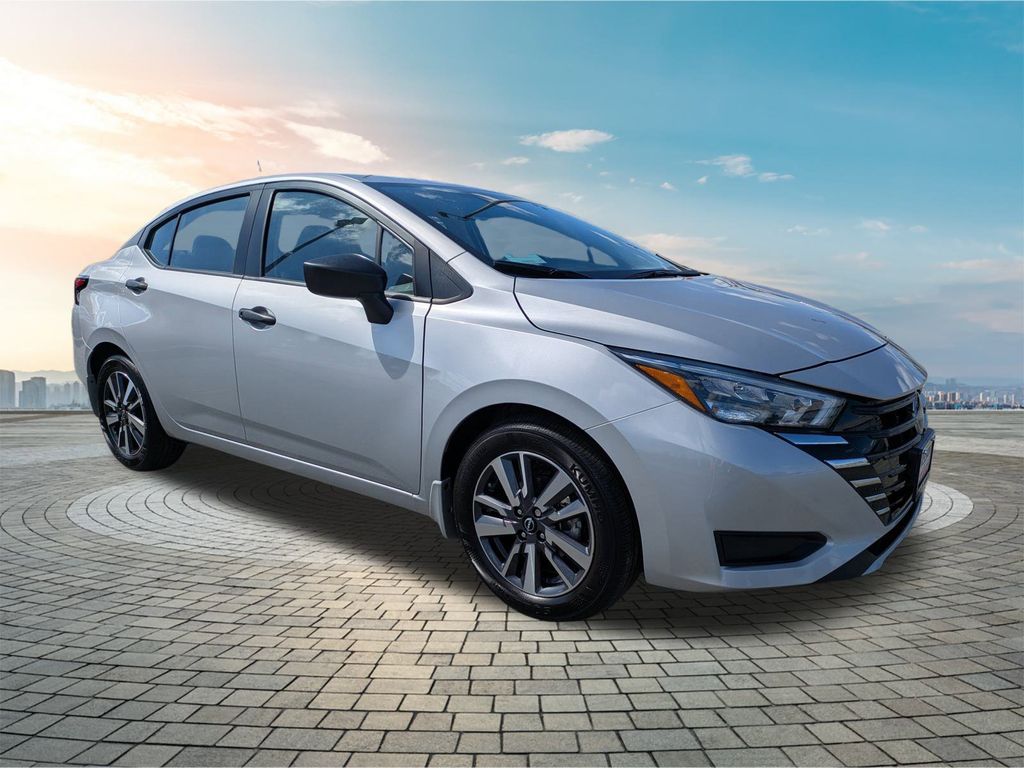 2025 Nissan Versa S Image 3 of 24